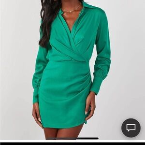 Vici faux wrap dress in a great Kelly green color